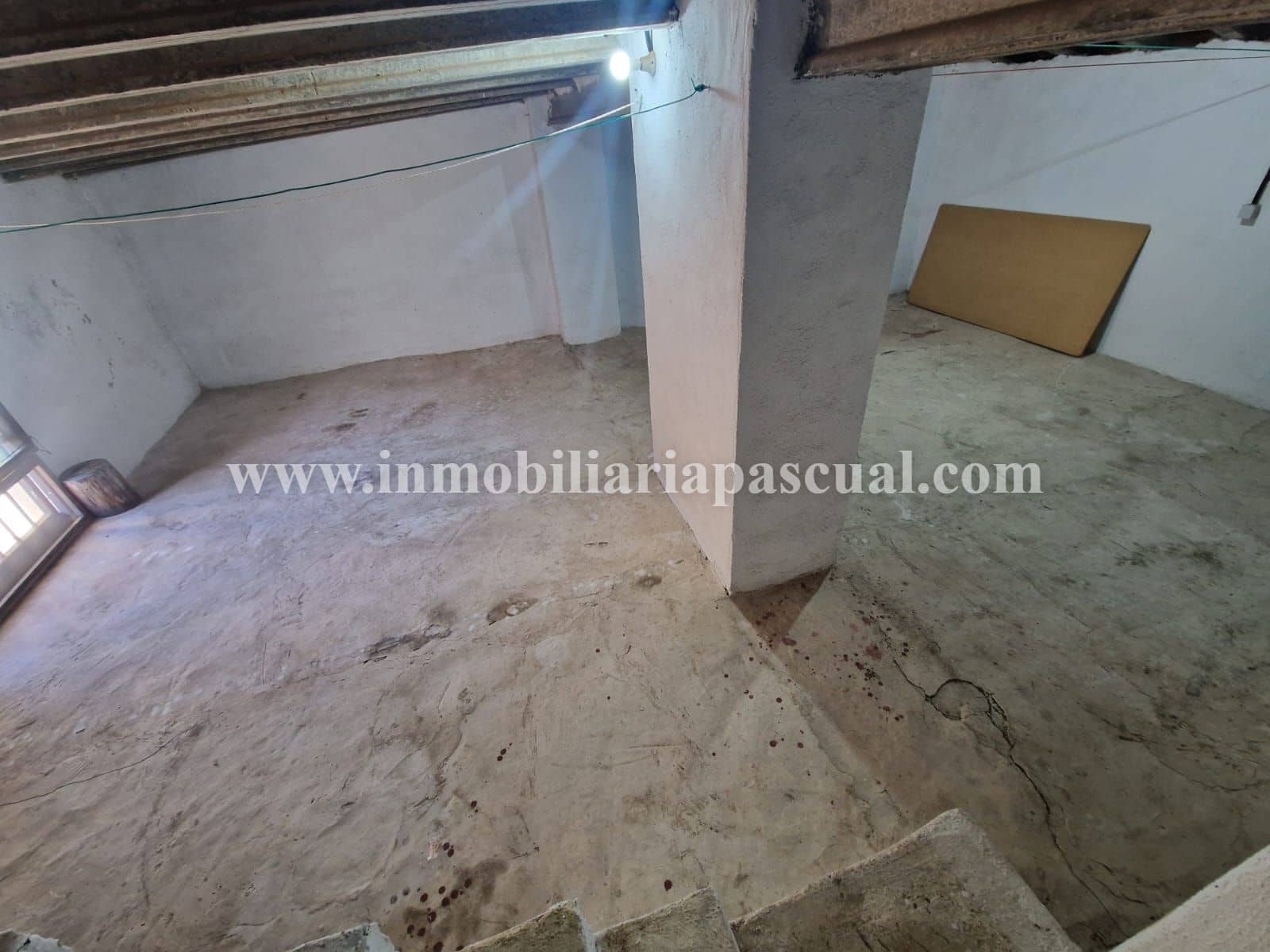 5 bedroom Villa for sale in L'Orxa / Lorcha - € 75,000 (Ref: 10153248)