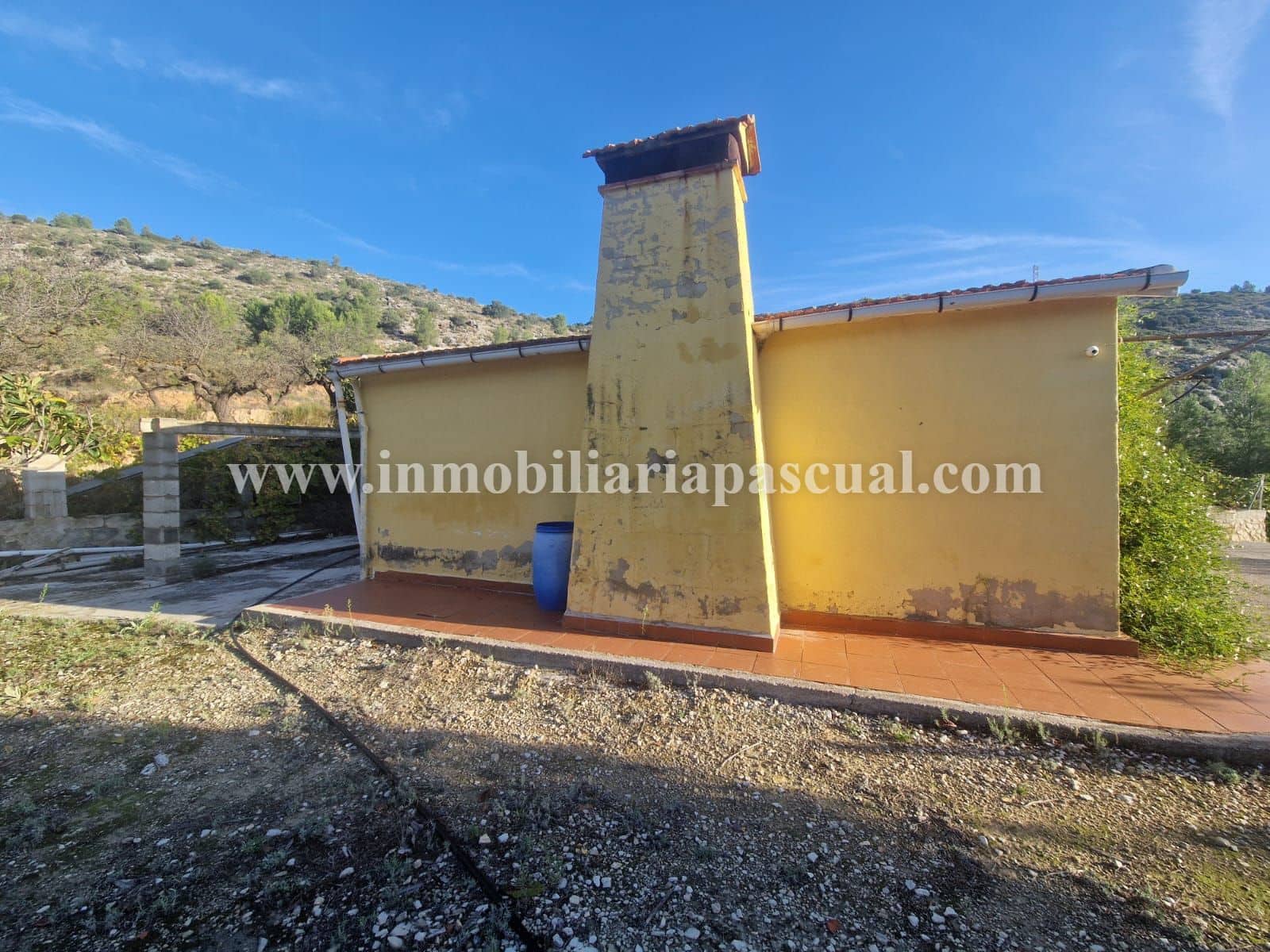 3 soverom Finca/Herregård til salgs i Muro de Alcoy med svømmebasseng garasje - € 125 000 (Ref: 10177431)