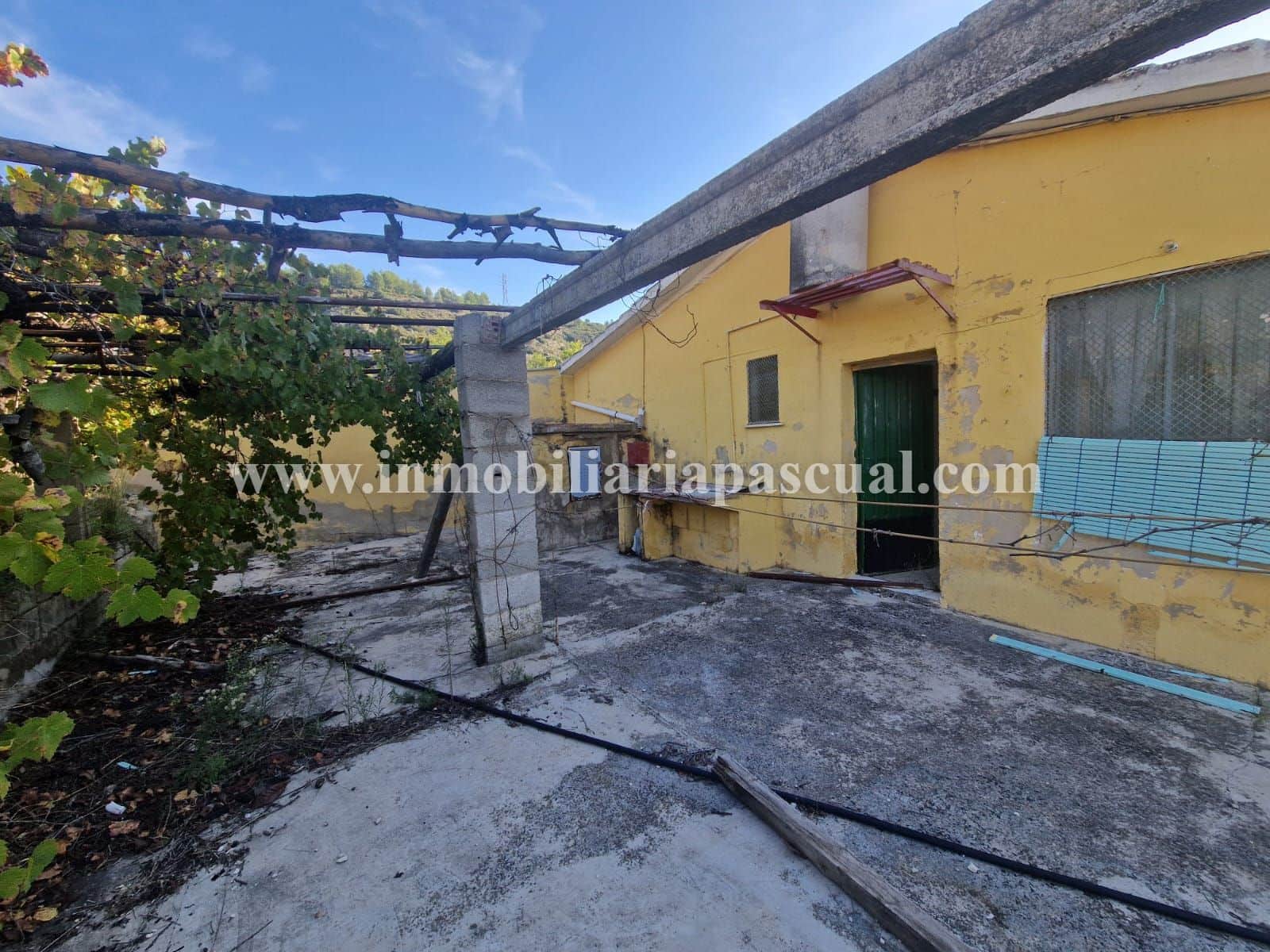 3 soverom Finca/Herregård til salgs i Muro de Alcoy med svømmebasseng garasje - € 125 000 (Ref: 10177431)