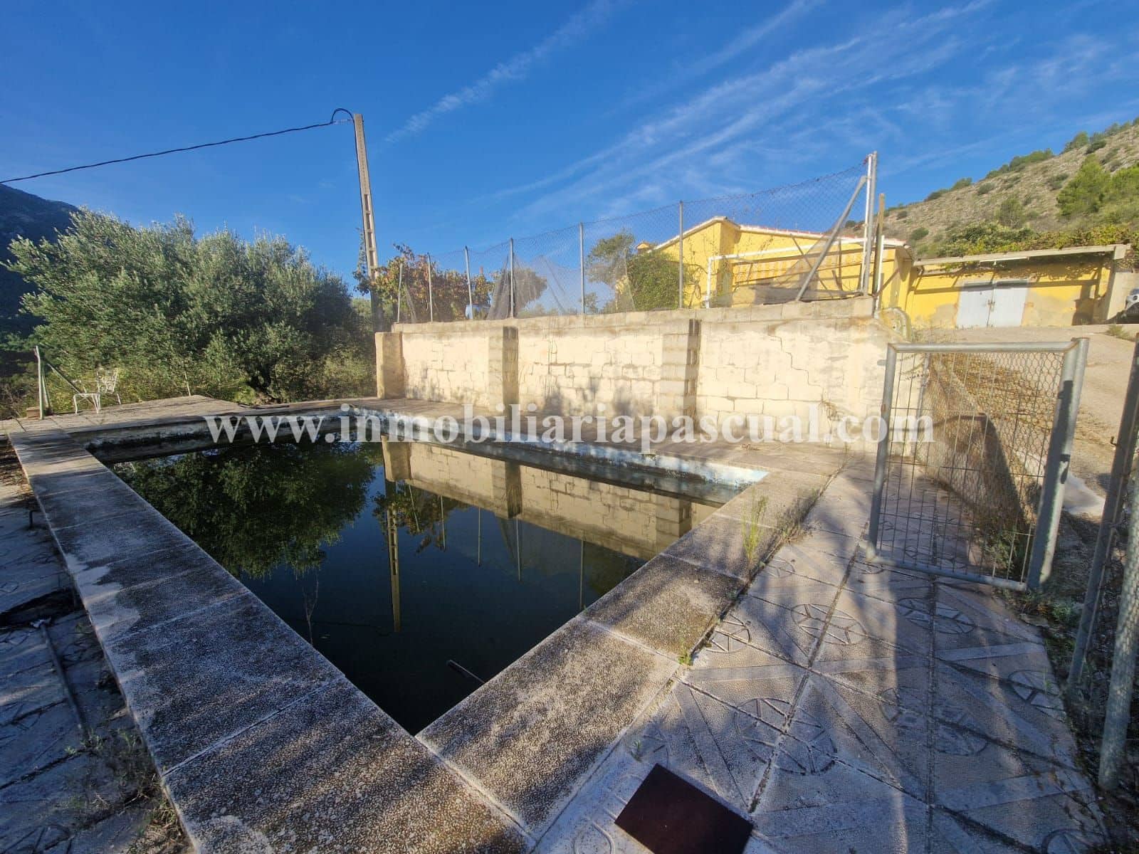 3 soverom Finca/Herregård til salgs i Muro de Alcoy med svømmebasseng garasje - € 125 000 (Ref: 10177431)
