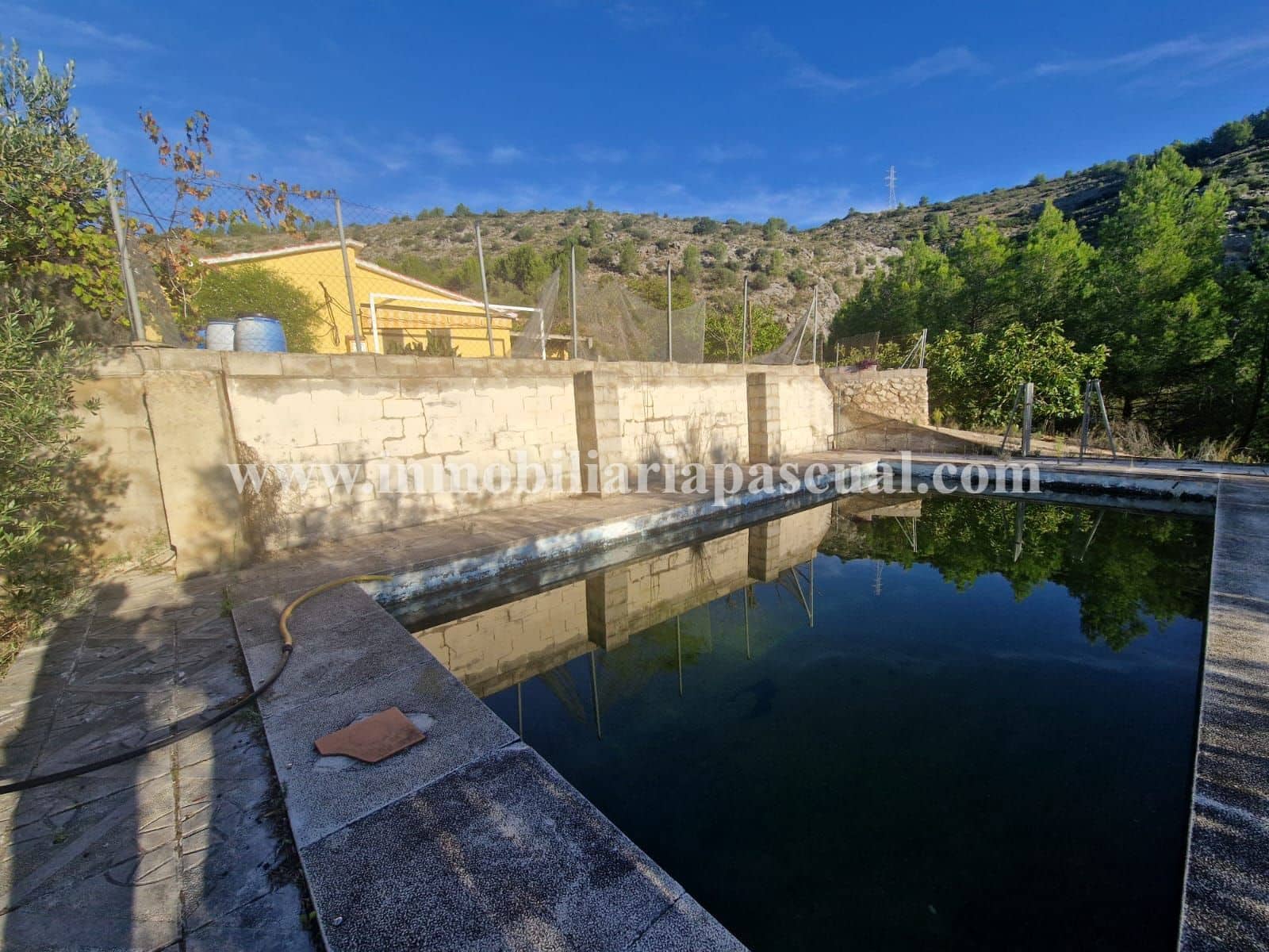 3 soverom Finca/Herregård til salgs i Muro de Alcoy med svømmebasseng garasje - € 125 000 (Ref: 10177431)