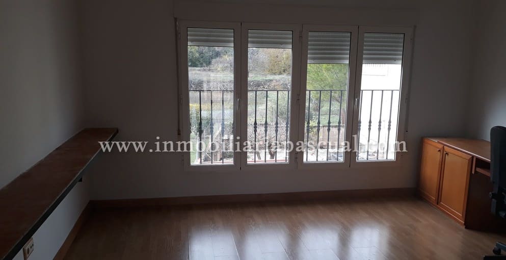 3 bedroom Villa for sale in Muro de Alcoy - € 116,000 (Ref: 7846165)