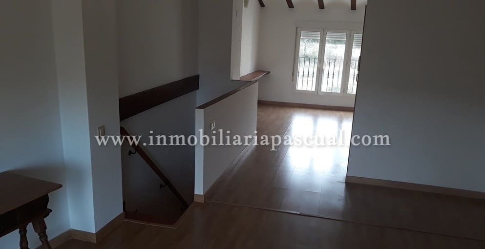 3 bedroom Villa for sale in Muro de Alcoy - € 116,000 (Ref: 7846165)