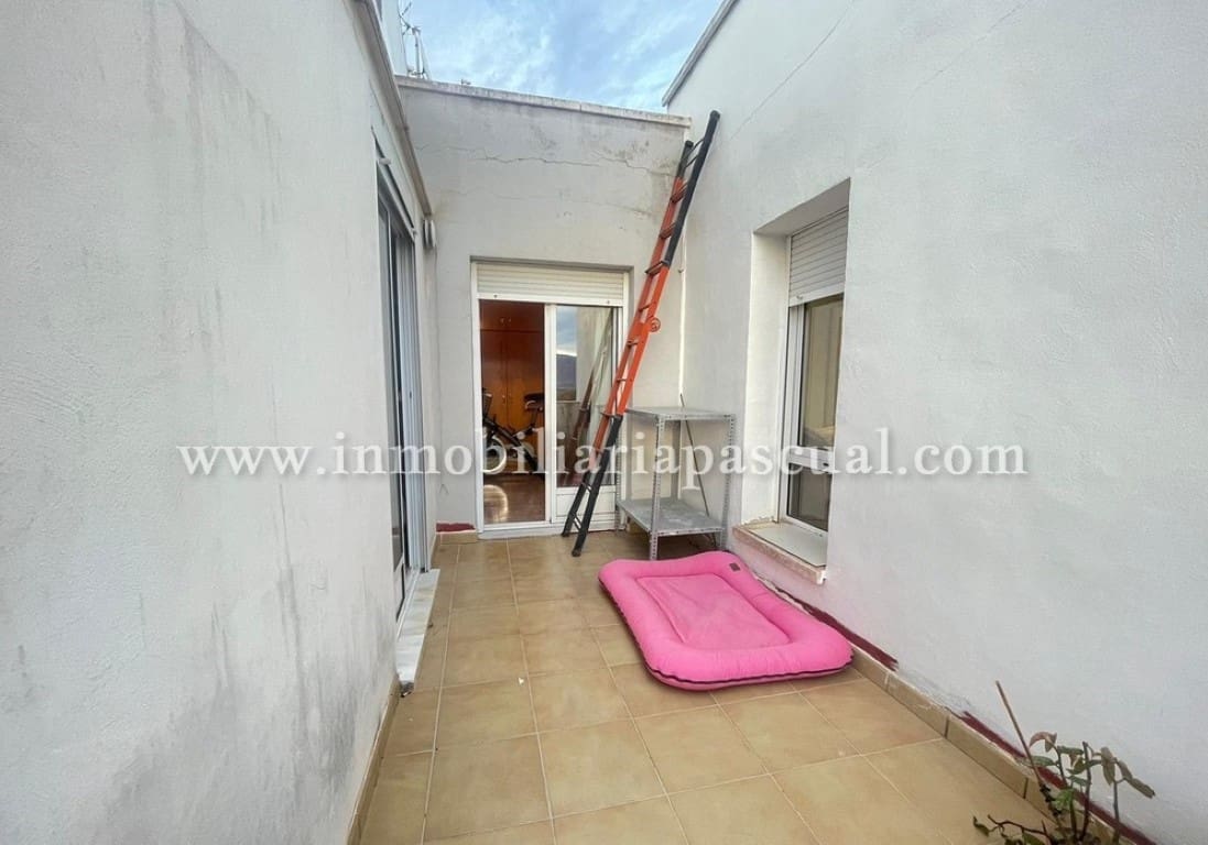 3 soverom Kjedet enebolig til salgs i Beniarres med garasje - € 120 000 (Ref: 8182093)