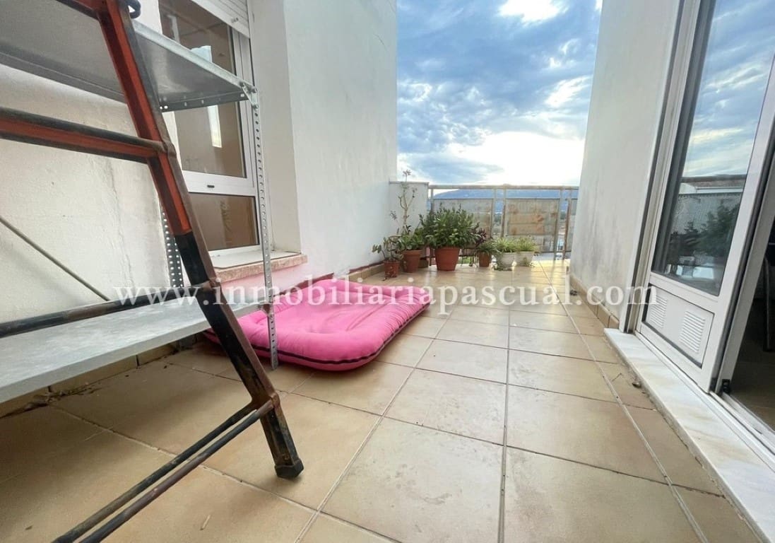 3 soverom Kjedet enebolig til salgs i Beniarres med garasje - € 120 000 (Ref: 8182093)