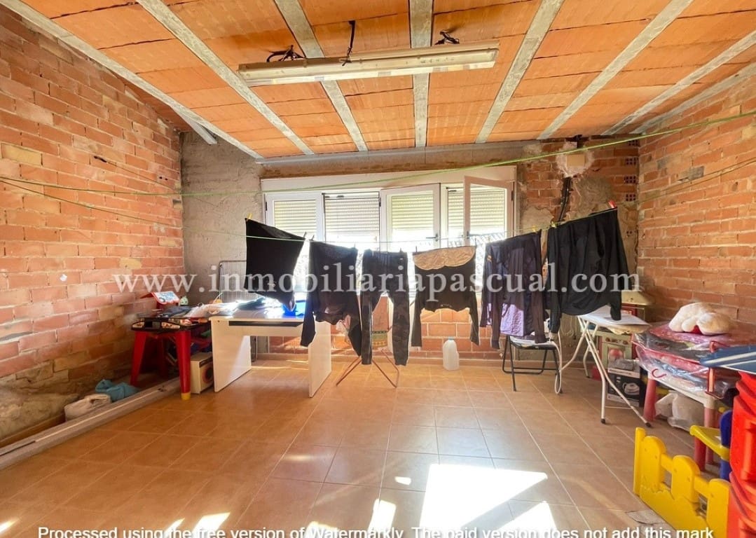 3 soveværelse Semi-Rækkehus til salg i Beniarres - € 88.000 (Ref: 8182094)