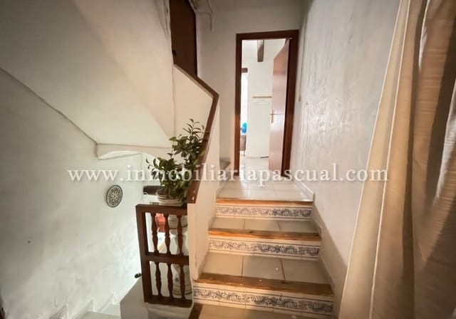Townhouse for sale in Beniarrés - € 30,000 (Ref: 8504901)