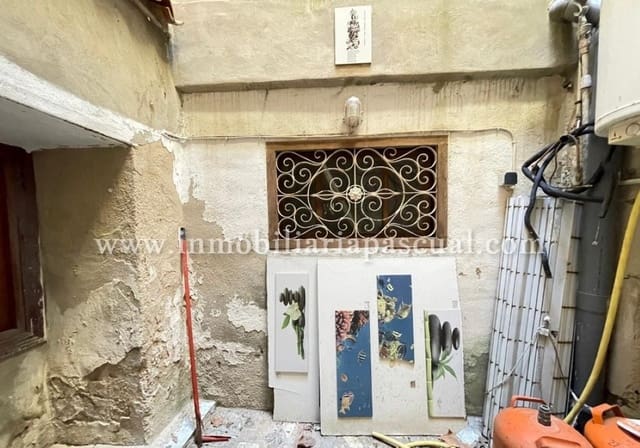 Townhouse for sale in Beniarrés - € 30,000 (Ref: 8504901)