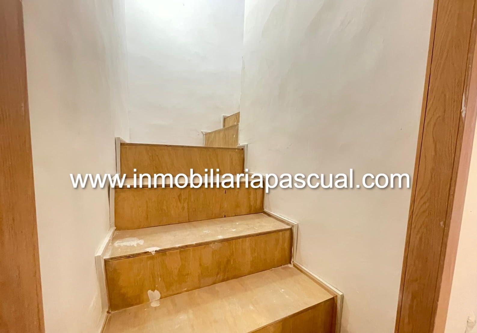 4 soveværelse Villa til salg i Beniarres - € 115.000 (Ref: 8796335)