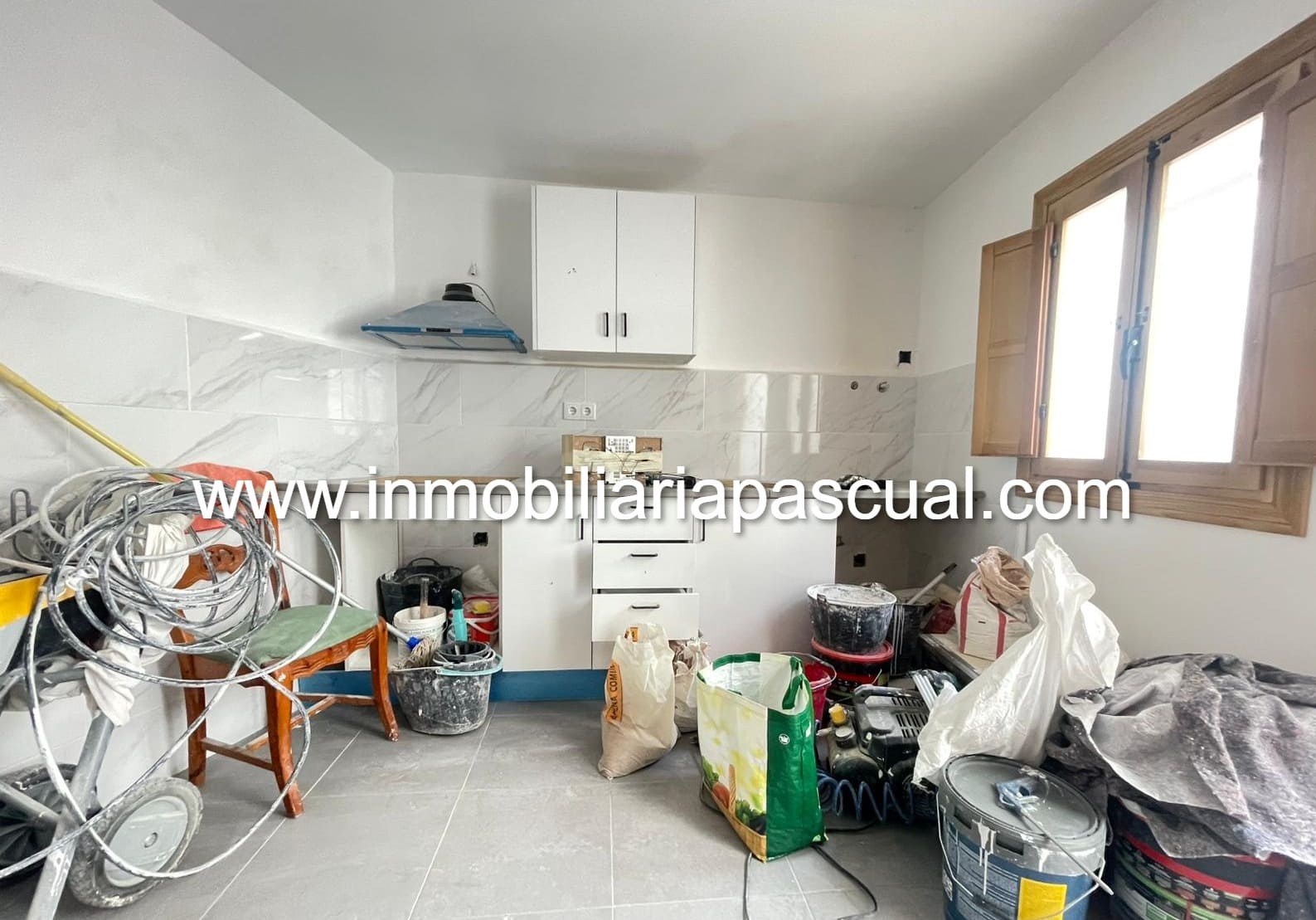 4 soveværelse Villa til salg i Beniarres - € 115.000 (Ref: 8796335)