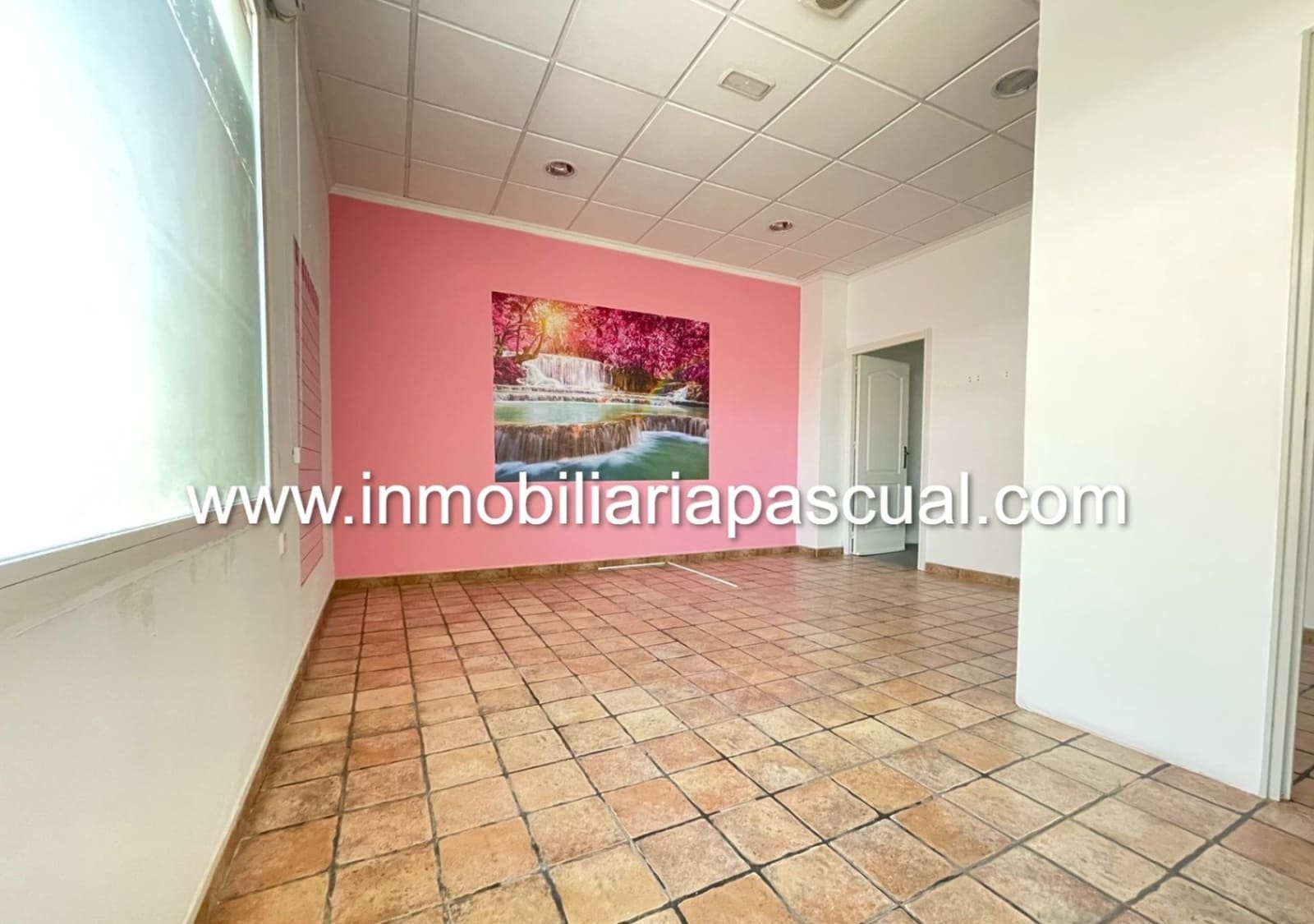 Erhverv til salg i Muro de Alcoy - € 120.000 (Ref: 8830039)