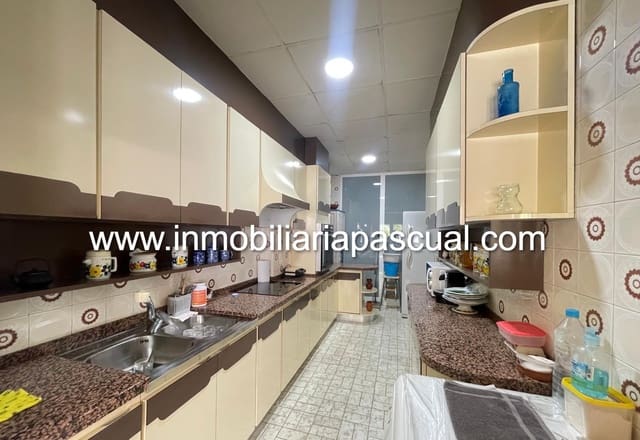 4 soveværelse Villa til salg i Gaianes - € 160.000 (Ref: 8906171)