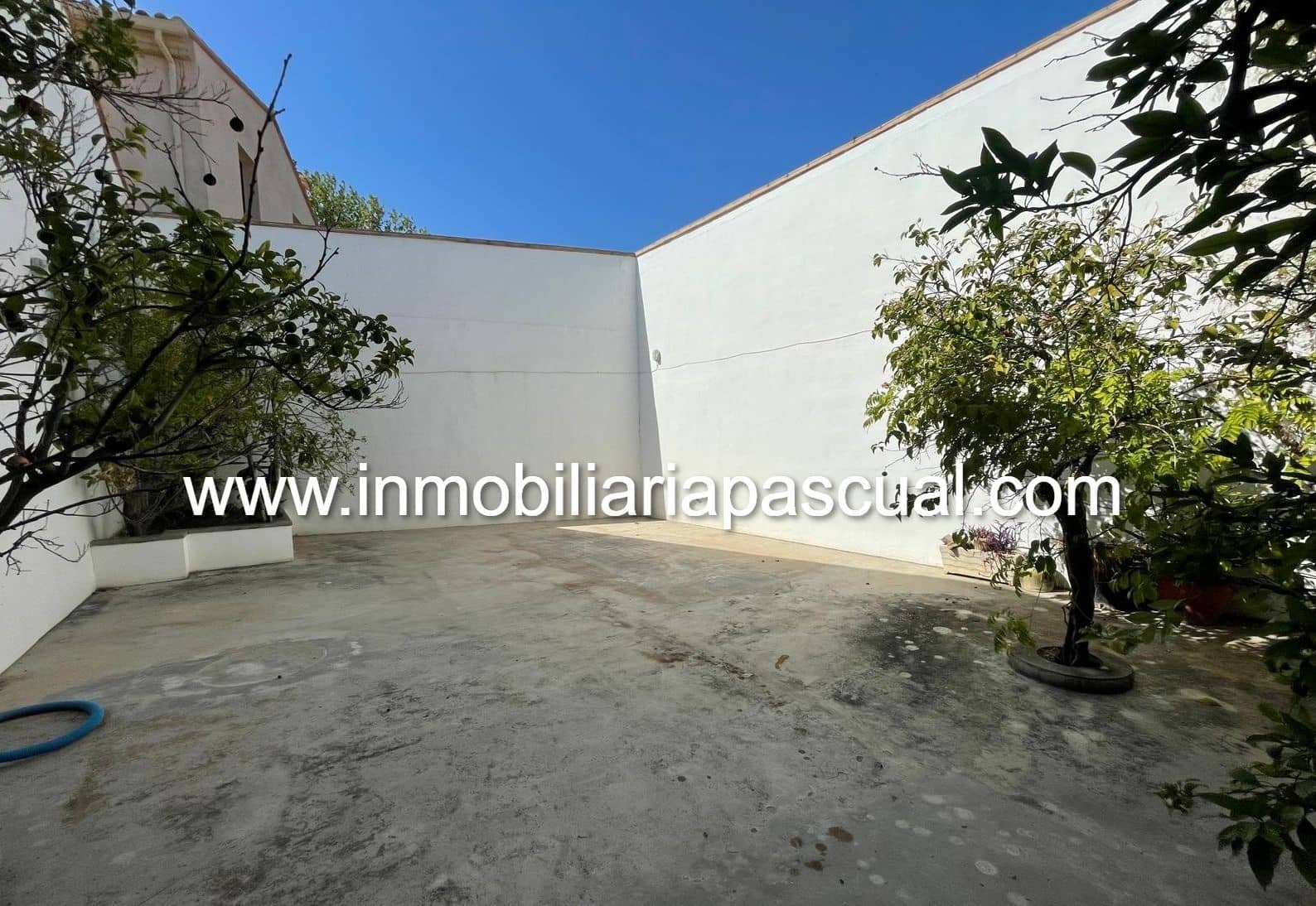 4 soveværelse Villa til salg i Gaianes - € 160.000 (Ref: 8906171)