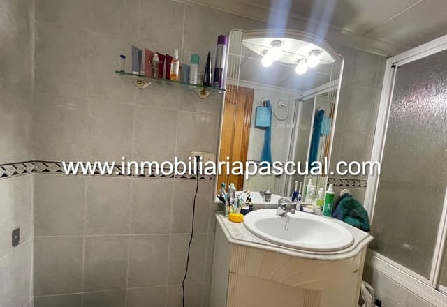 4 soveværelse Villa til salg i Gaianes - € 160.000 (Ref: 8906171)