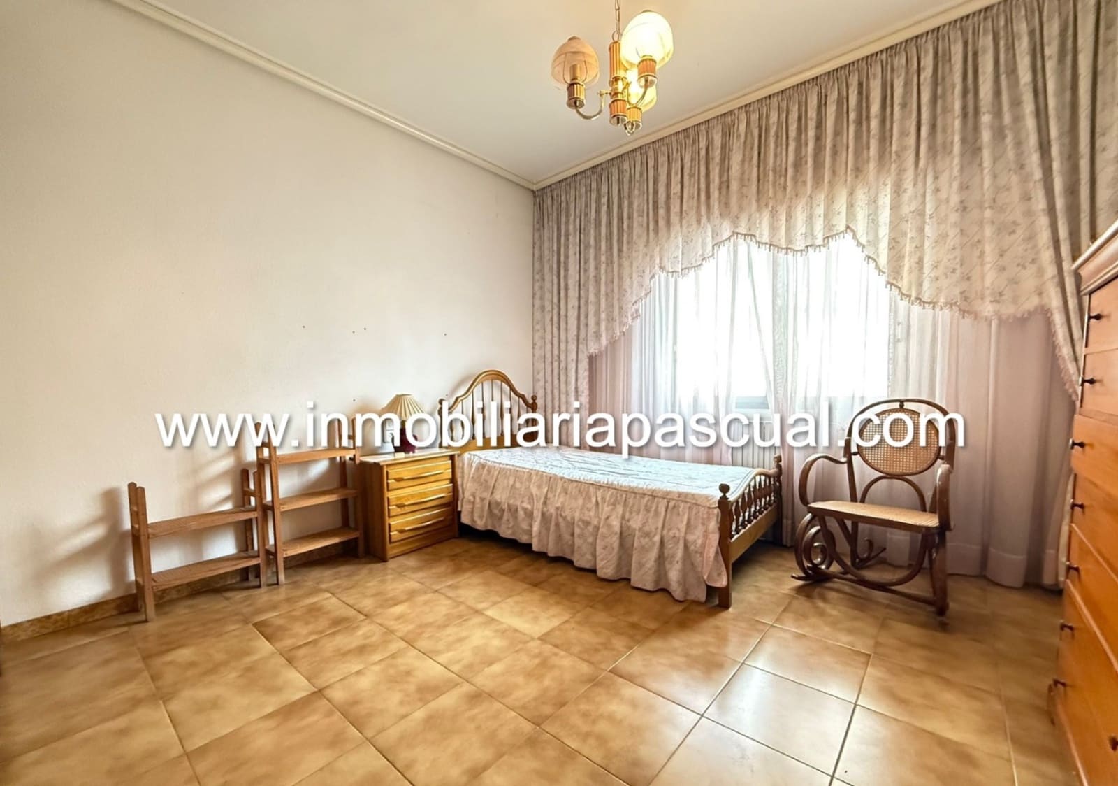 4 slaapkamer Flat te koop in Muro de Alcoy - € 125.000 (Ref: 8992801)