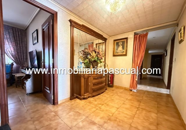 4 bedroom Flat for sale in Muro de Alcoy - € 125,000 (Ref: 8992801)