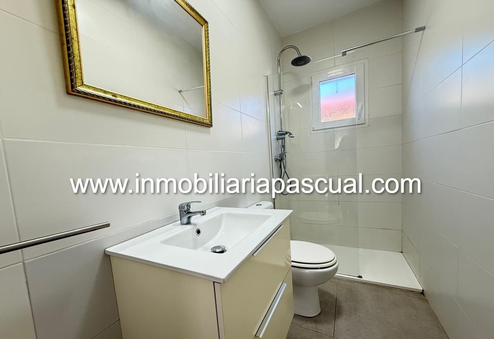 3 soveværelse Semi-Rækkehus til salg i Muro de Alcoy - € 125.000 (Ref: 9009983)