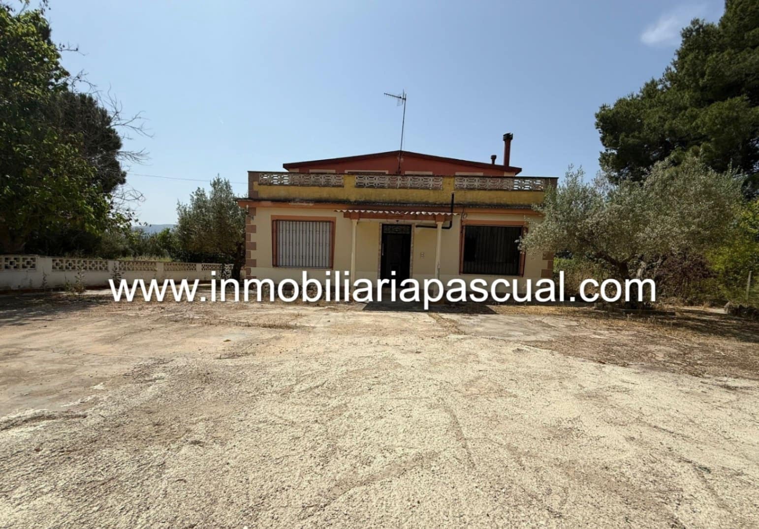 6 soveværelse Villa til salg i Gaianes - € 180.000 (Ref: 9047561)