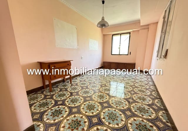 6 soveværelse Villa til salg i Gaianes - € 180.000 (Ref: 9047561)