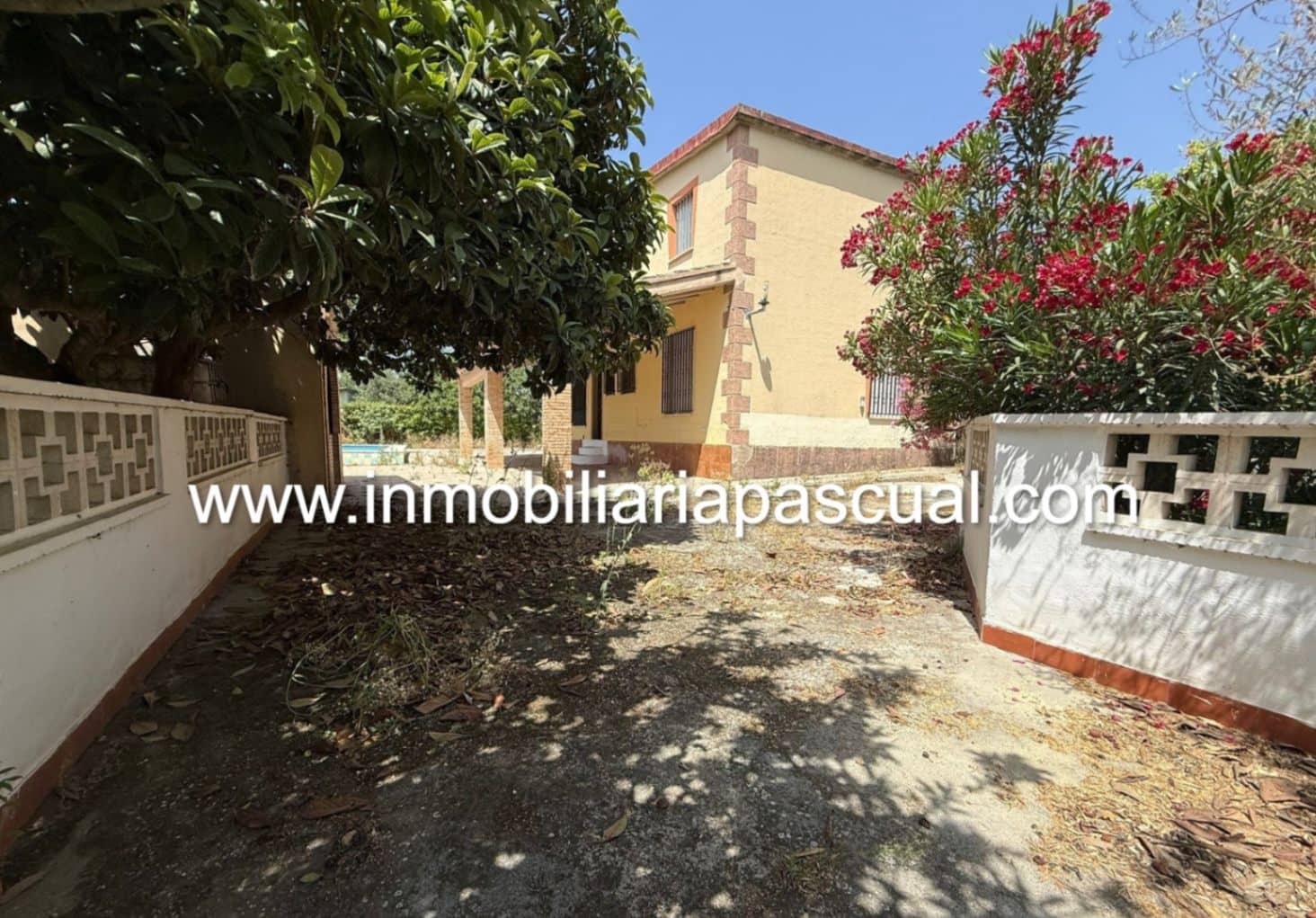 6 soveværelse Villa til salg i Gaianes - € 180.000 (Ref: 9047561)