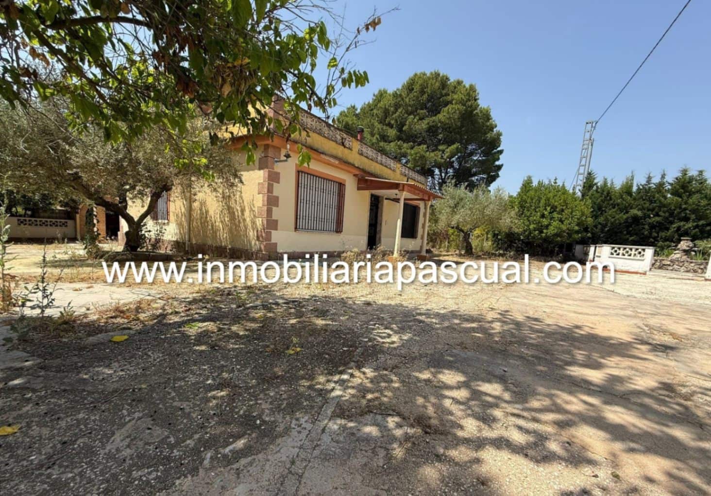 6 soveværelse Villa til salg i Gaianes - € 180.000 (Ref: 9047561)