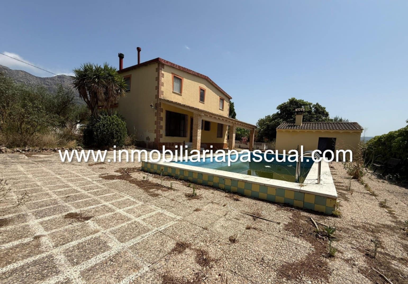 6 soveværelse Villa til salg i Gaianes - € 180.000 (Ref: 9047561)