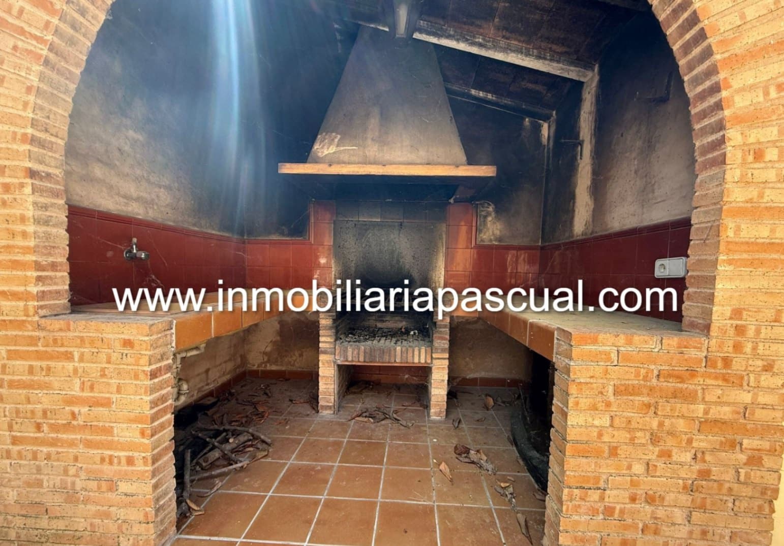 6 soveværelse Villa til salg i Gaianes - € 180.000 (Ref: 9047561)