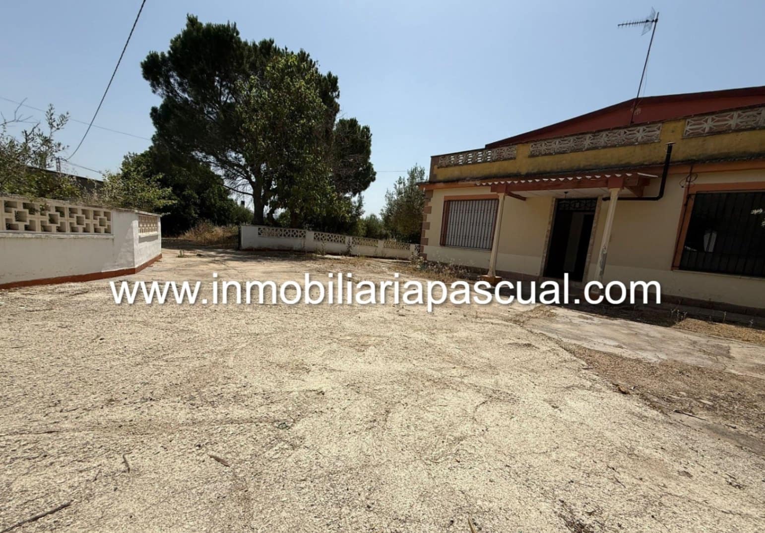 6 soveværelse Villa til salg i Gaianes - € 180.000 (Ref: 9047561)