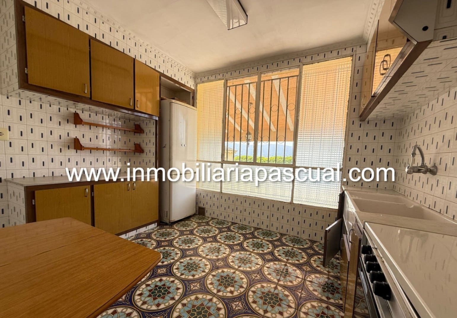 6 soveværelse Villa til salg i Gaianes - € 180.000 (Ref: 9047561)