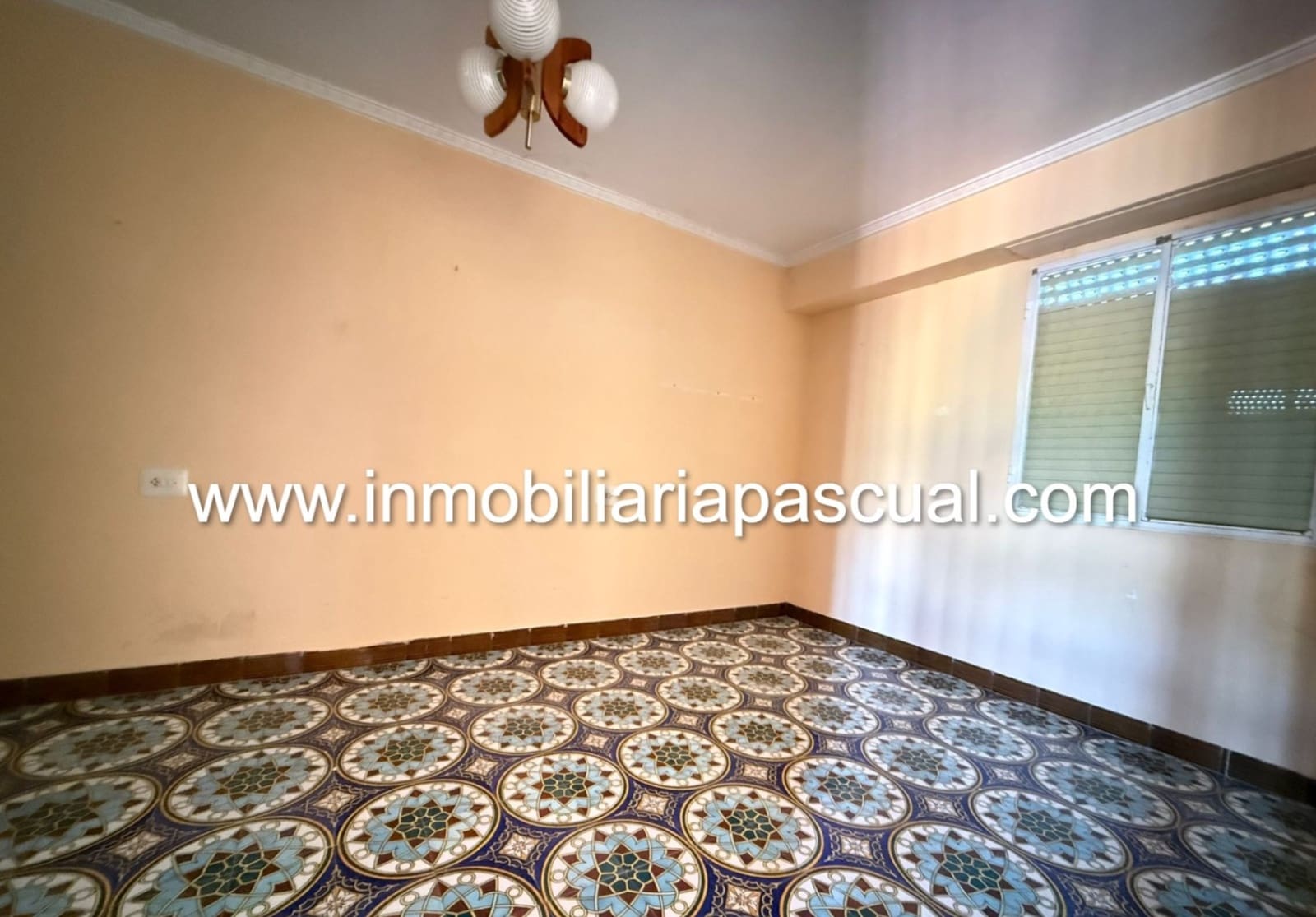 6 soveværelse Villa til salg i Gaianes - € 180.000 (Ref: 9047561)