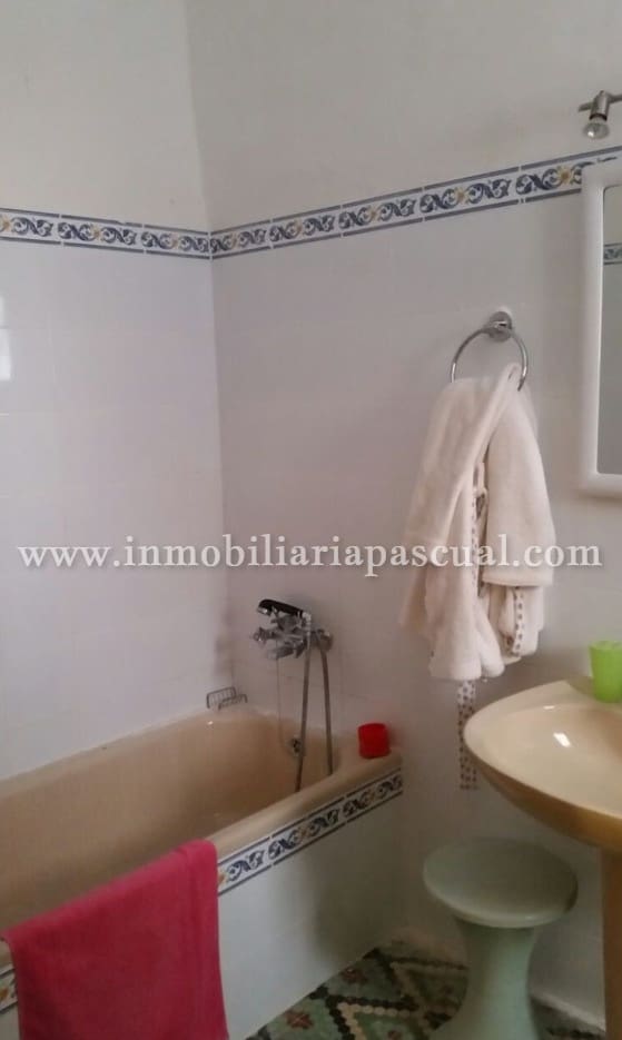 5 soveværelse Semi-Rækkehus til salg i La Vall d'Alcala - € 90.000 (Ref: 9097800)