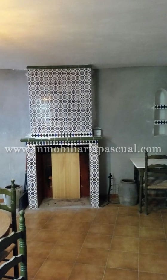 5 soveværelse Semi-Rækkehus til salg i La Vall d'Alcala - € 90.000 (Ref: 9097800)