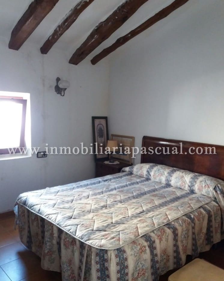 5 soveværelse Semi-Rækkehus til salg i La Vall d'Alcala - € 90.000 (Ref: 9097800)