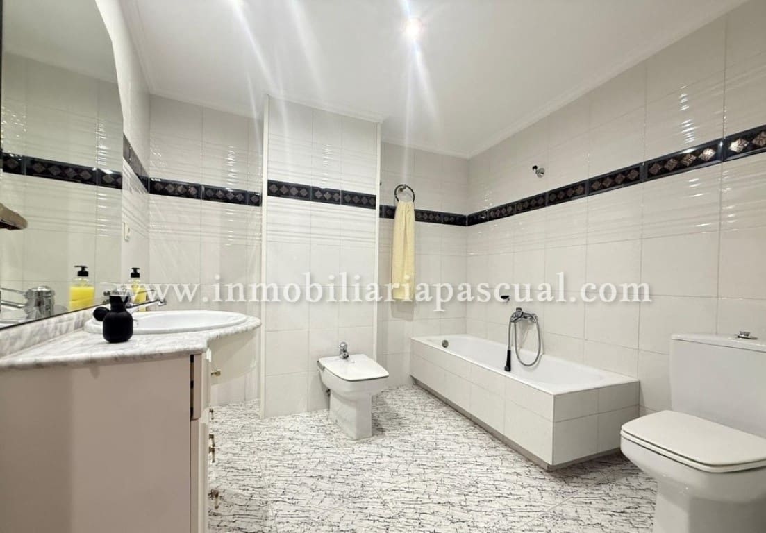 4 bedroom Flat for sale in Cocentaina with garage - € 140,000 (Ref: 9108271)