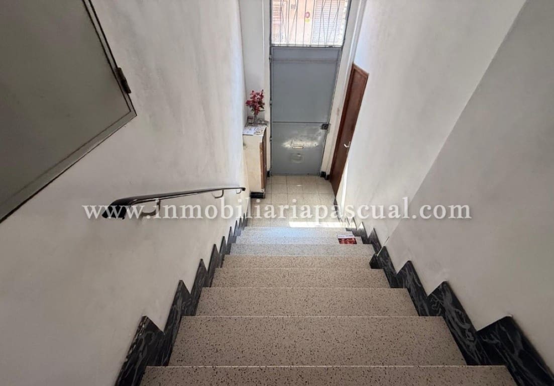 4 bedroom Flat for sale in Cocentaina with garage - € 140,000 (Ref: 9108271)