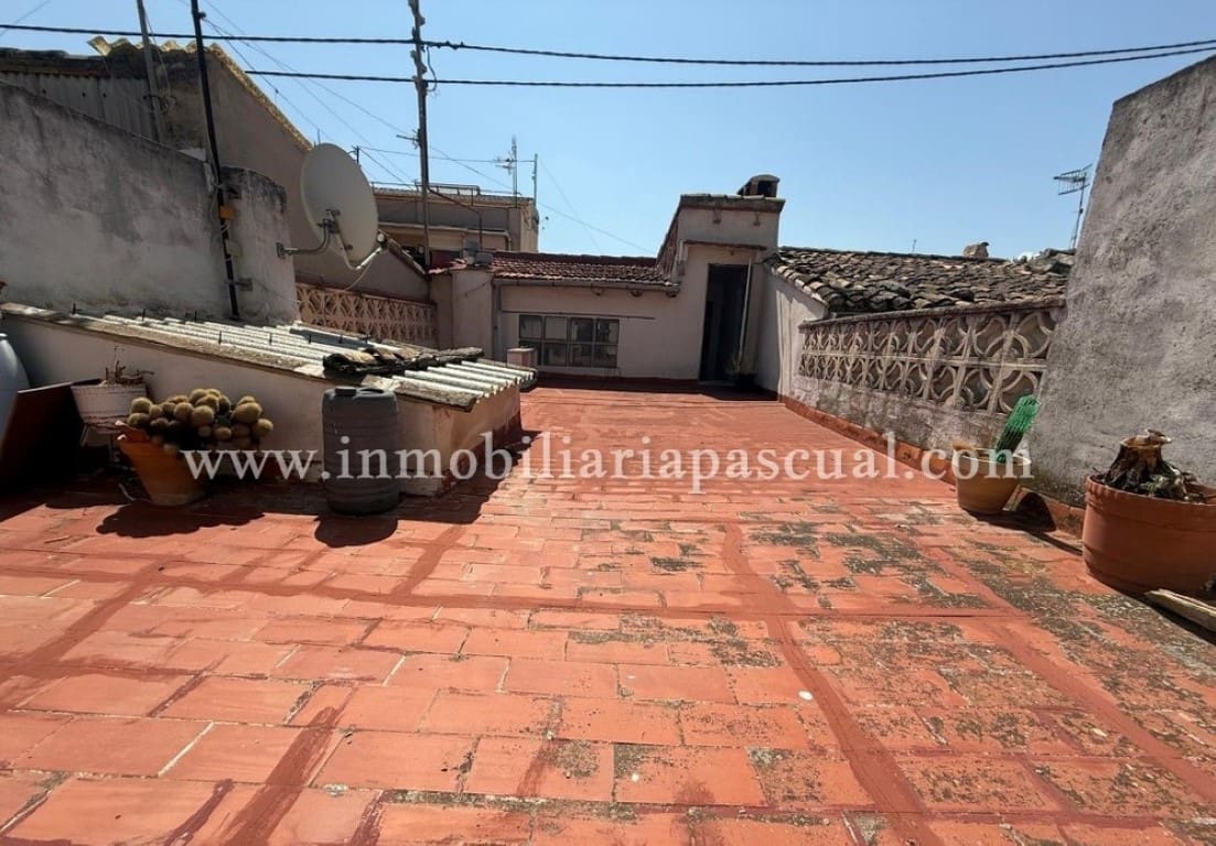 4 bedroom Flat for sale in Cocentaina with garage - € 140,000 (Ref: 9108271)