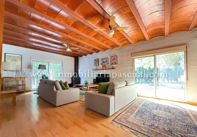 3 bedroom Villa for sale in Castalla with pool garage - € 260,000 (Ref: 9275716)