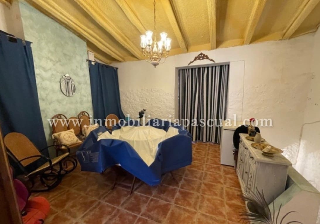4 bedroom Townhouse for sale in Beniarres - € 95,000 (Ref: 9297851)
