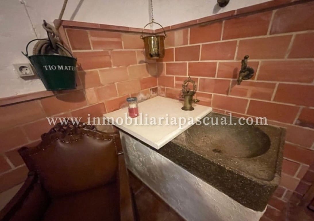 4 bedroom Townhouse for sale in Beniarres - € 95,000 (Ref: 9297851)