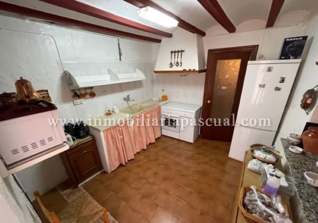 4 bedroom Townhouse for sale in Beniarrés - € 95,000 (Ref: 9297851)