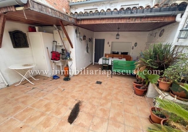 4 bedroom Townhouse for sale in Beniarrés - € 95,000 (Ref: 9297851)