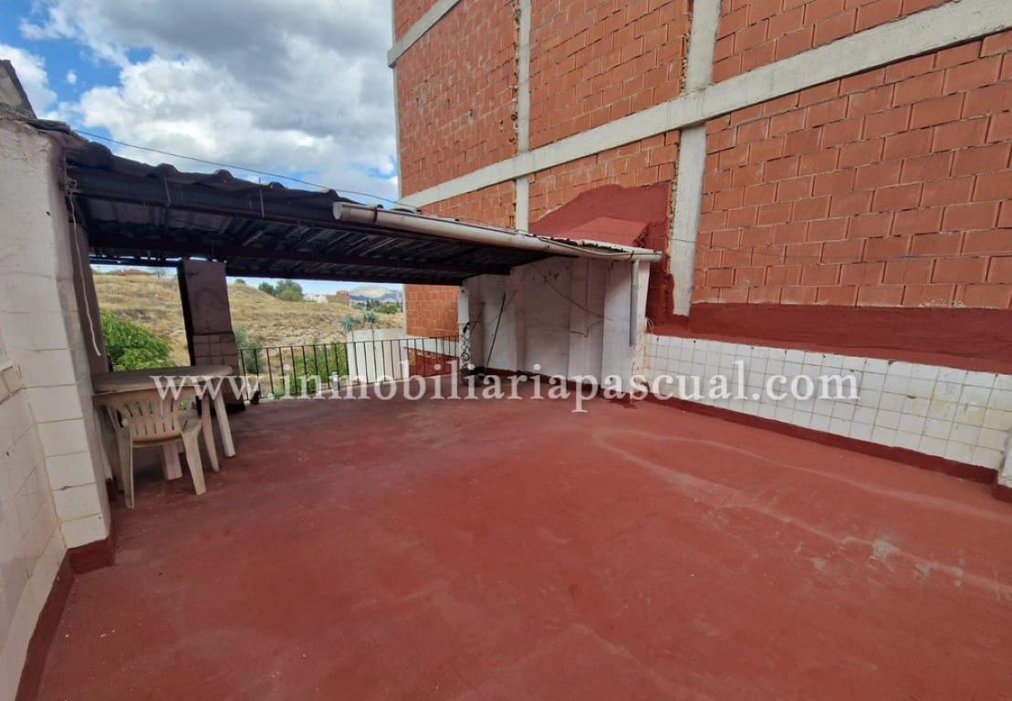 2 soverom Hus til salgs i Alcoy / Alcoi - € 45 000 (Ref: 9299017)