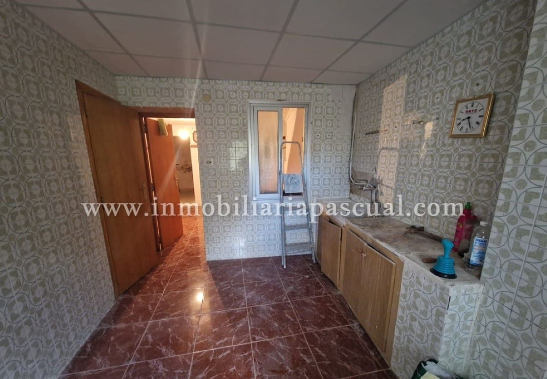 2 soverom Hus til salgs i Alcoy / Alcoi - € 45 000 (Ref: 9299017)