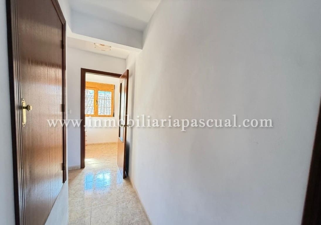 4 soveværelse Byhus til salg i Muro de Alcoy med garage - € 139.000 (Ref: 9299018)