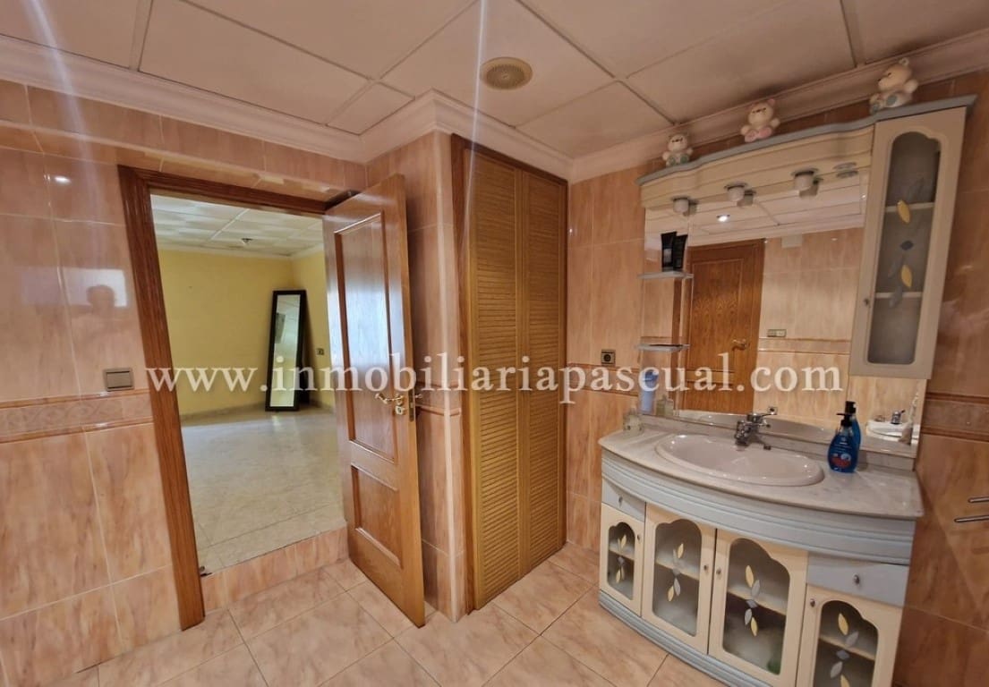 3 bedroom Townhouse for sale in Cocentaina with garage - € 120,000 (Ref: 9300337)