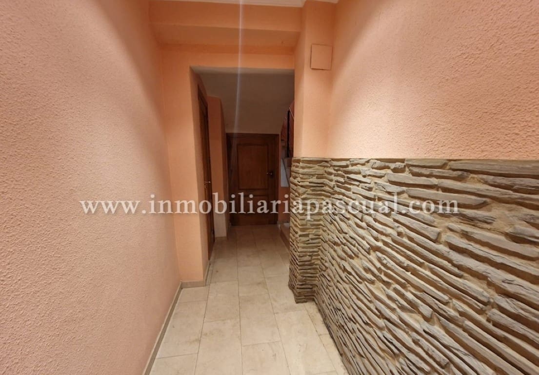 3 bedroom Townhouse for sale in Cocentaina with garage - € 120,000 (Ref: 9300337)