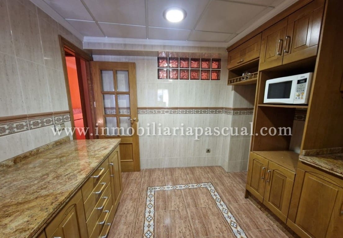 3 bedroom Townhouse for sale in Cocentaina with garage - € 120,000 (Ref: 9300337)