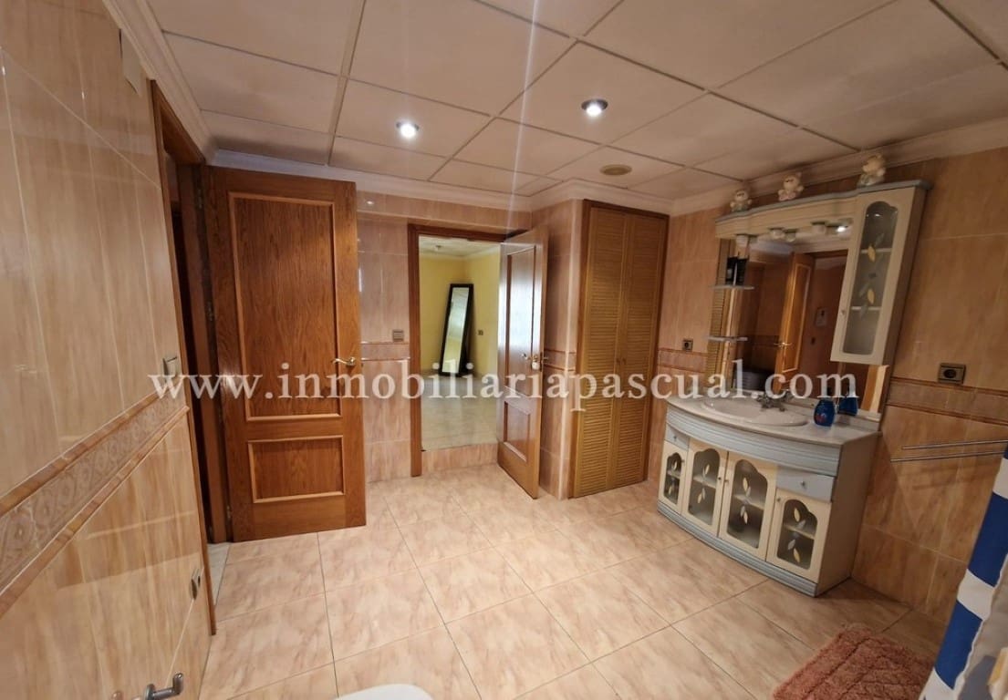 3 bedroom Townhouse for sale in Cocentaina with garage - € 120,000 (Ref: 9300337)