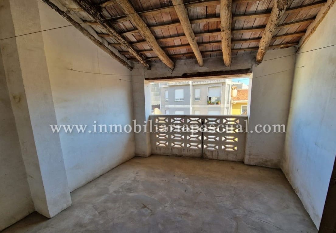 3 bedroom Townhouse for sale in Cocentaina with garage - € 120,000 (Ref: 9300337)