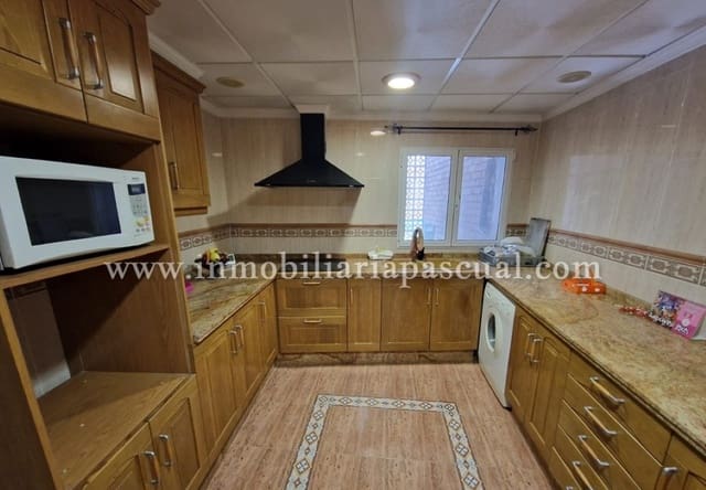 3 bedroom Townhouse for sale in Cocentaina with garage - € 120,000 (Ref: 9300337)